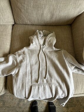 Classic Men's Gray Hoodie Sweatshirt